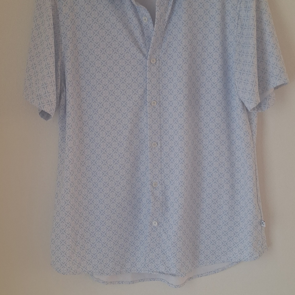 7 Diamonds Light Blue Geometric Short Sleeve Button-Down Shirt